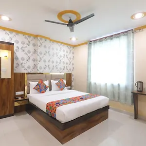 3* Hotel Rudra